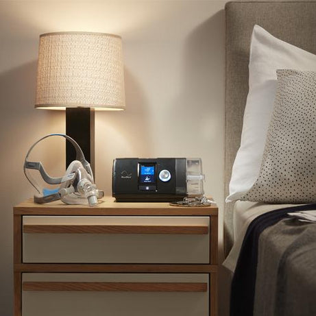 ResMed AirSense 10 Autoset + Luftbefeuchter